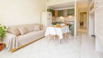 Apartemen Basic | Area keluarga