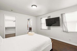 3 chambres, fer et planche Ă repasser, Wi-Fi, literie fournie