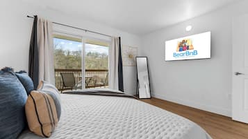 1 bedroom, iron/ironing board, travel crib, WiFi