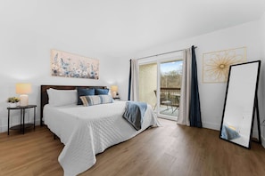 1 bedroom, iron/ironing board, travel crib, WiFi