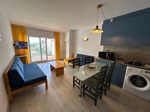 Interior - Lovely flat with pool view AV-73 (ROSES)