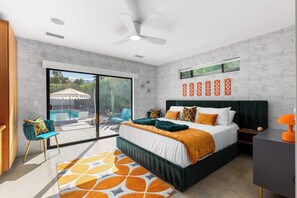 4 bedrooms, desk, WiFi, bed sheets