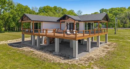 Elk View-Access Elk River-Rural Acreage-Huge Patio