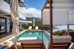 Piscina all'aperto