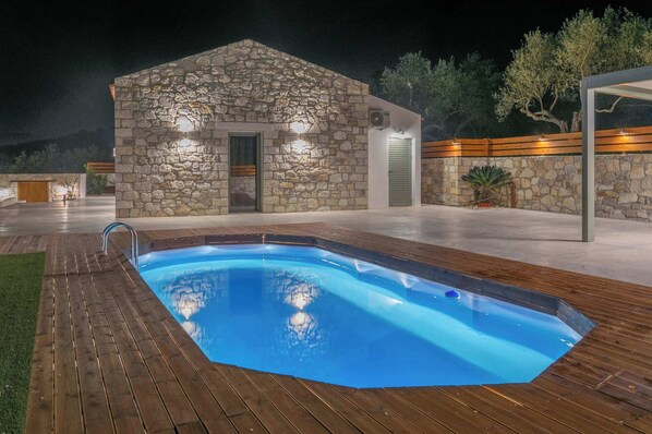 Piscina a l'aire lliure 
