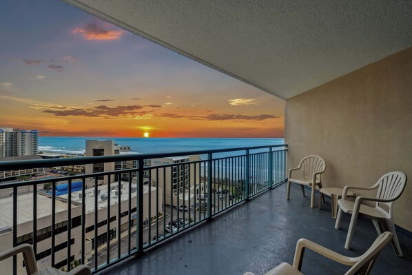 Property grounds - Sand Dunes Resort 1004 - Ocean view! (Myrtle Beach)