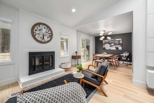 Stylish Ranch with Fenced Yard & Peloton Bike