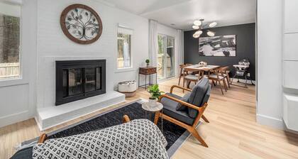 Stylish Ranch with Fenced Yard & Peloton Bike