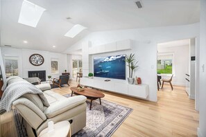TV, offices