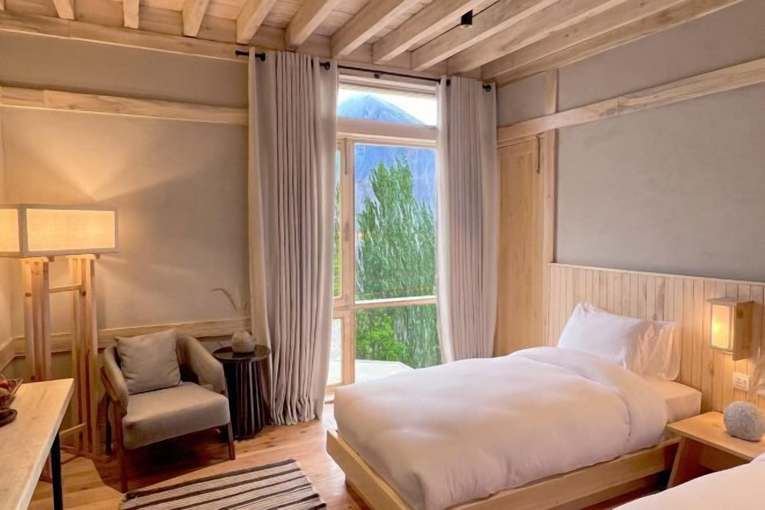 In-room safe, iron/ironing board, free WiFi