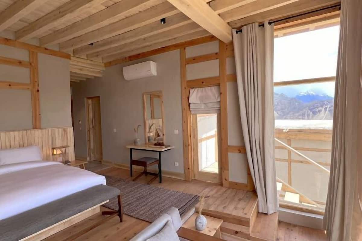 1 chambre, coffres-forts dans les chambres, fer et planche à repasser