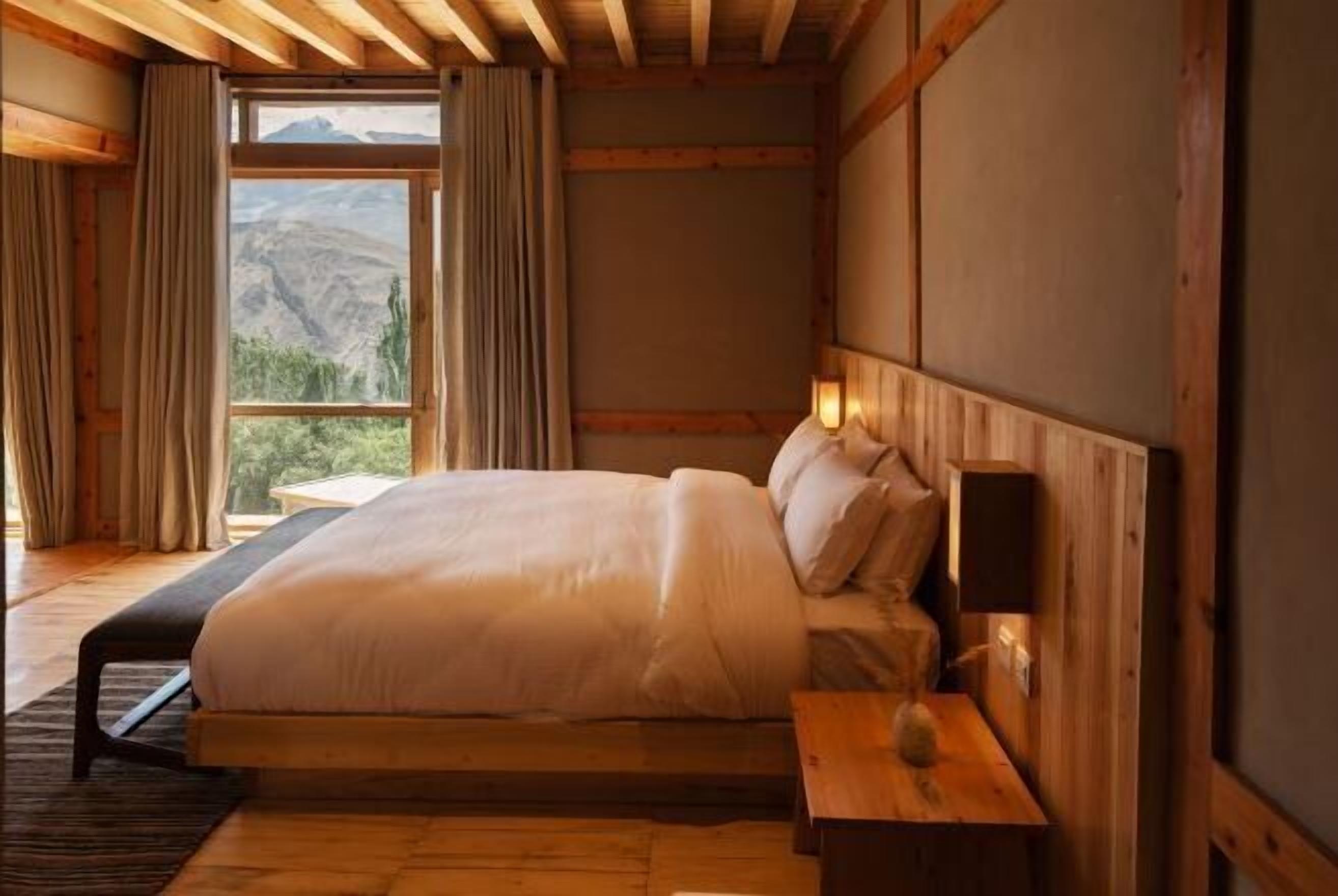 In-room safe, iron/ironing board, free WiFi