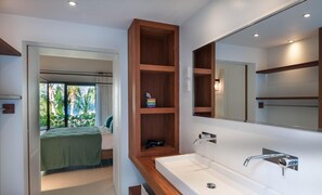 3 soverom, strykejern/-brett, wi-fi og sengetøy