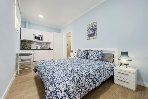 1 makuuhuone, silitysrauta/-lauta, Wi-Fi, vuodevaatteet