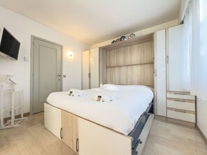 2 bedrooms, free WiFi