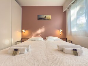 2 bedrooms, free WiFi