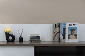 Superior Apartment, 1 Bedroom, City View | Room amenity