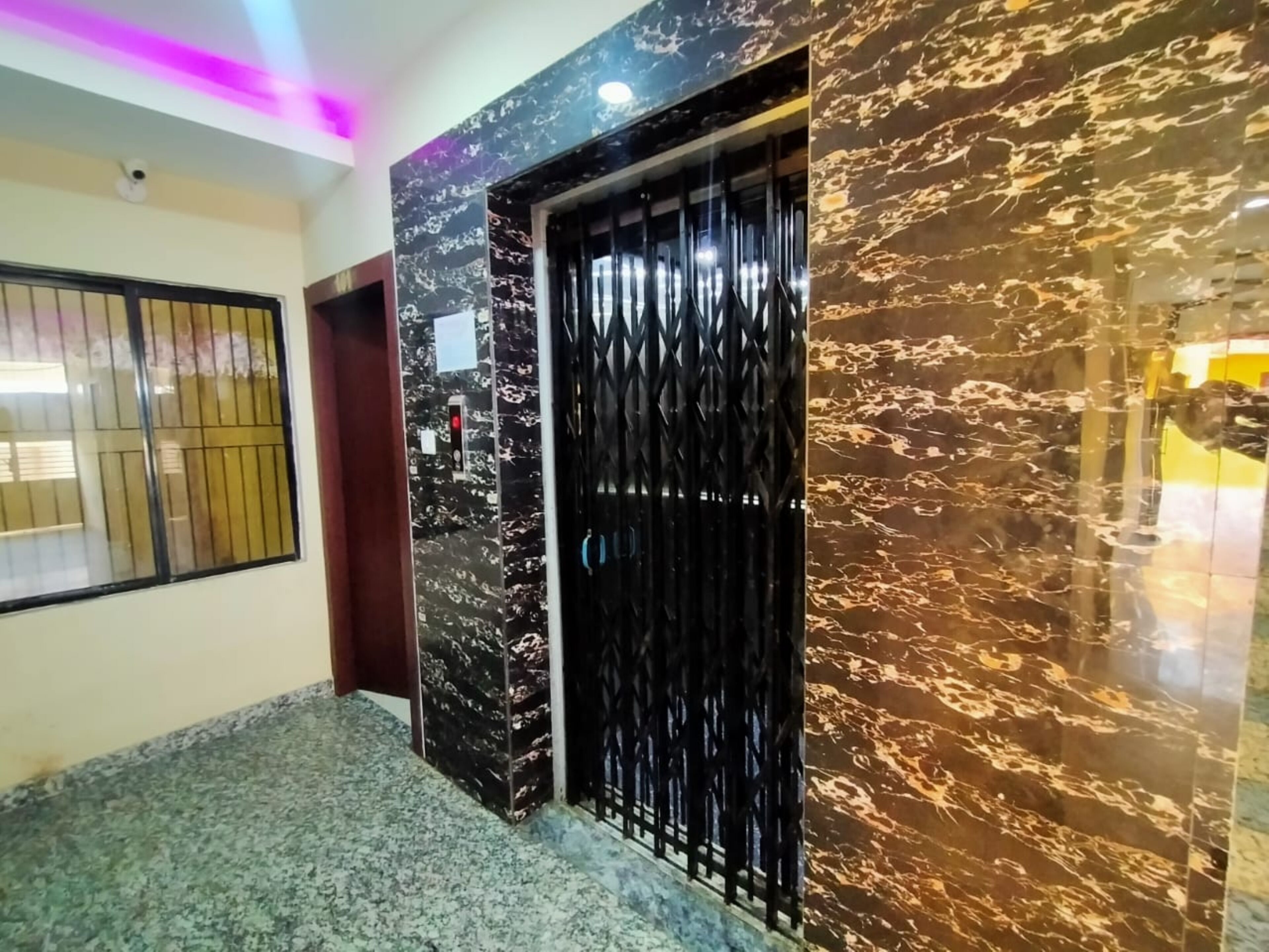 Fachada de la propiedad