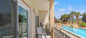 This condominium is a 3 bedroom(s), 3 bathrooms, located in Mexico Beach, FL.