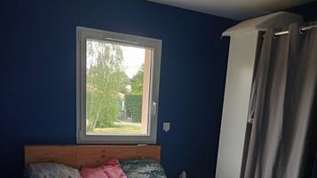 Internet, bed sheets