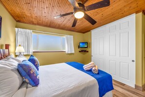 1 bedroom, iron/ironing board, free WiFi, bed sheets - Charming 1BR Retreat in the Heart of South Maui (Kihei)
