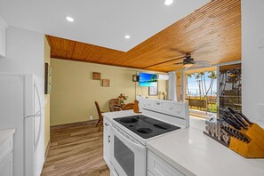 Fridge, microwave, oven, stovetop - Charming 1BR Retreat in the Heart of South Maui (Kihei)