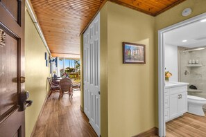 Hair dryer, towels - New Listing! Heart of Kīhei, hints of the Ocean (Kihei)