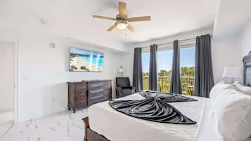 3 bedrooms, iron/ironing board, travel crib, WiFi