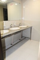 Economy Shared Dormitory, City View | Bathroom