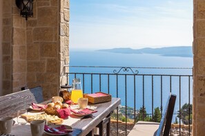 Restauration extérieure