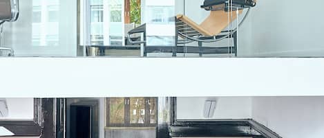 Duplex, vue sur le jardin | 1 chambre, bureau, espace de travail pour ordinateurs portables