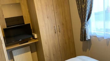 Rumah | 3 kamar tidur, setrika/meja setrika, Wi-Fi gratis, dan seprai linen
