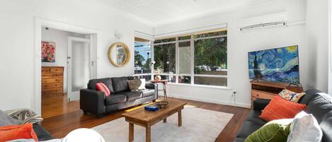 Fernseher, Arbeitsbereiche