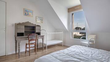 5 bedrooms, free WiFi