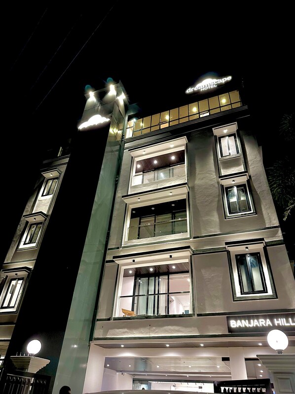 Exterior - Dreamscape by Fracspace (Hyderabad)