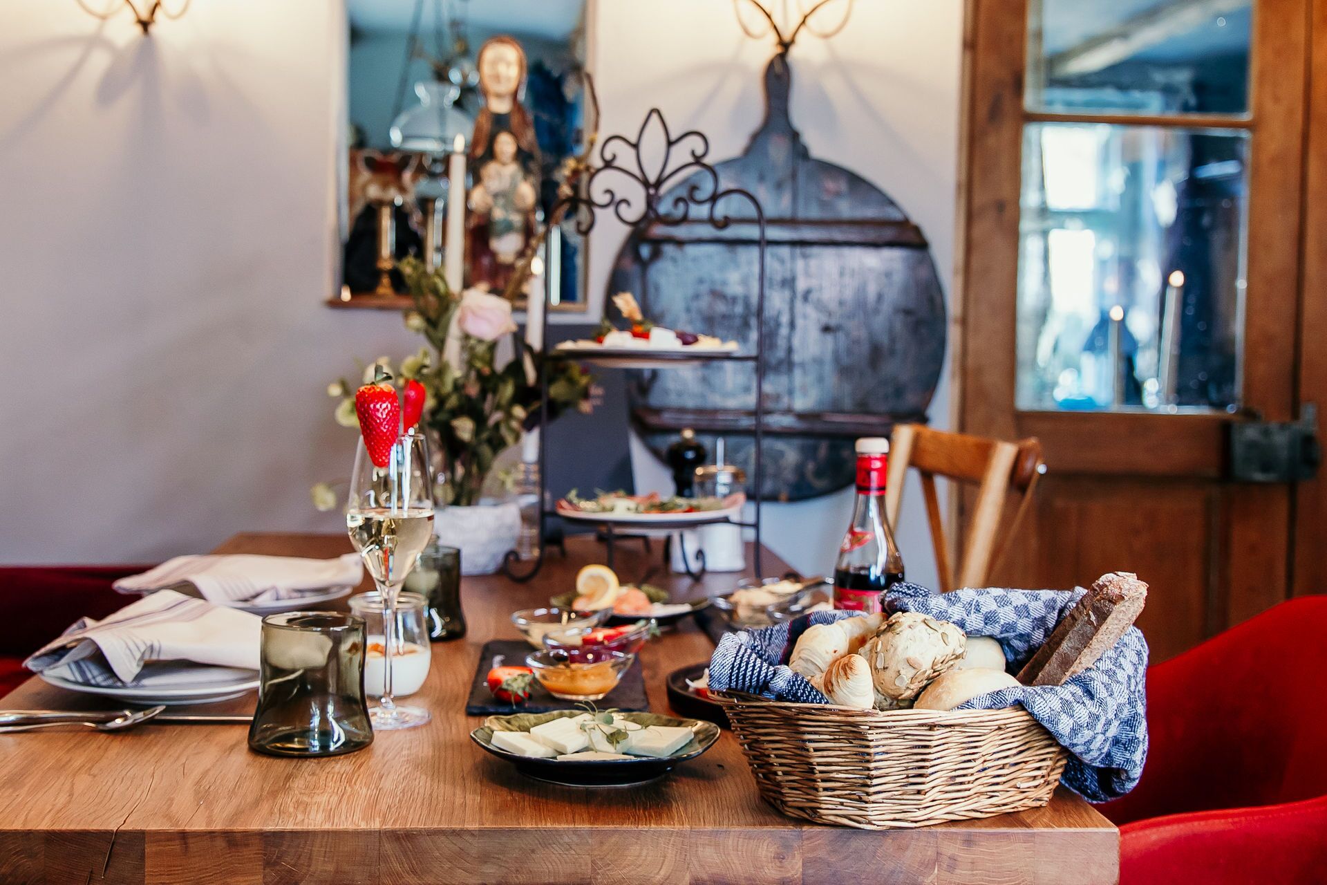 Tägliches Frühstücksbuffet (26 EUR pro Person)