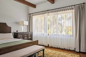 6 bedrooms, desk, iron/ironing board, WiFi - 6BR Nature Stay Rancho Santa Fe (Rancho Santa Fe)