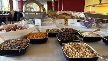 Tägliches inbegriffenes Frühstücksbuffet