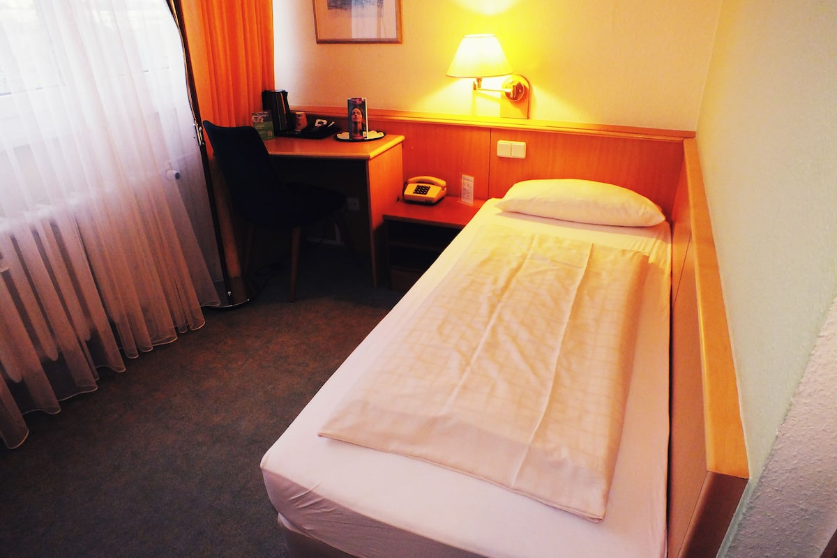 Chambre Simple Confort, vue colline