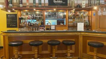 Bar (in der Unterkunft)