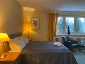Comfort Suite, Hill View