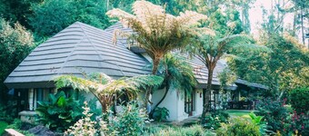 Your home for intimate celebrations in the heart of the Midlands Meander