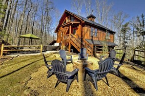 Property grounds - Yogi's Escape | Free Night Offer! (Blue Ridge)