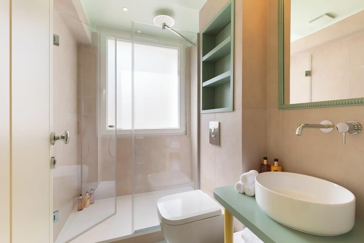 Shower, hair dryer