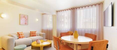 Télévision, espaces bureaux