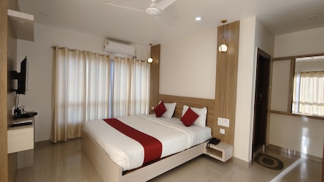 Deluxe Room. Hotel IVY Grand By GRB
