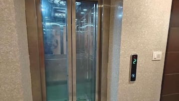 Elevator