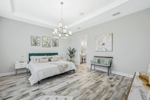 4 bedrooms, WiFi, bed sheets