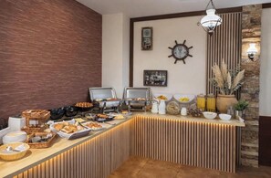 Tägliches inbegriffenes Frühstücksbuffet