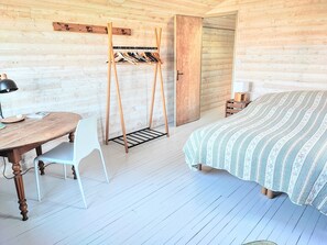 3 chambres, fer et planche à repasser, lit parapluie, Wi-Fi gratuit